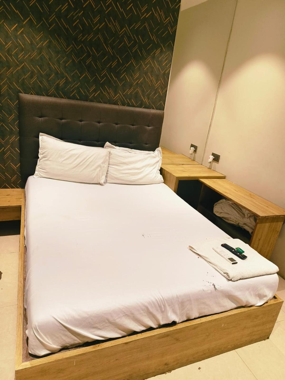 Hotel Sunrise Residency Mumbai Kültér fotó